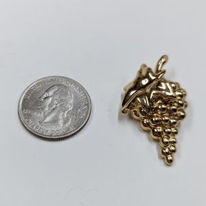 Vintage Monet Gold Tone Grapes Brooch